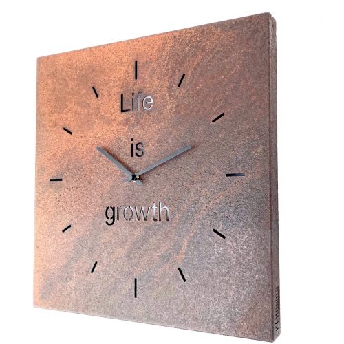 orologio quadrato in ferro ossidato